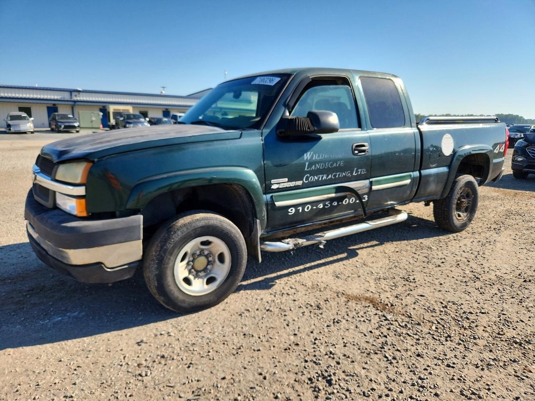 Вид 2003 CHEVROLET SILVERADO K2500 HEAVY DUTY, угол 1