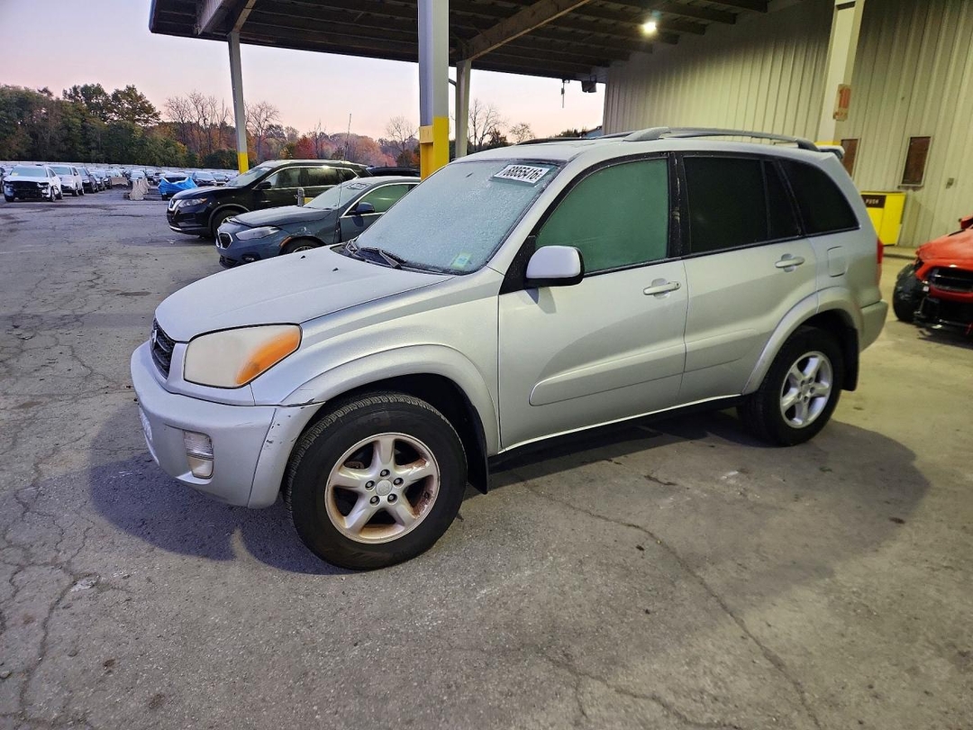Vue de 2003 TOYOTA RAV4 BASE, angle 1