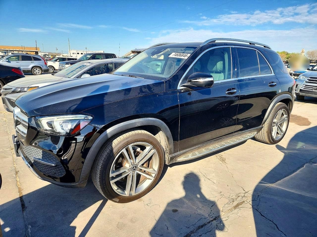 Vista de 2020 MERCEDES-BENZ GLE 350, ángulo 1