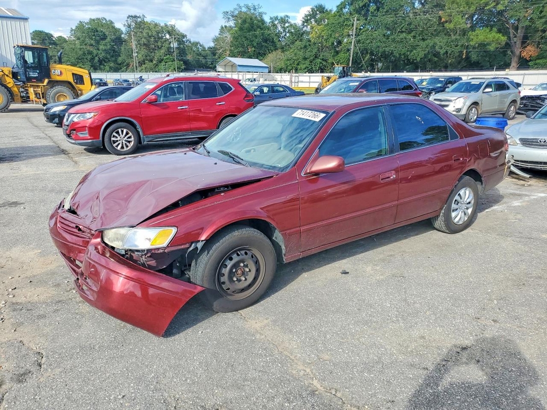 Vedere 1999 TOYOTA CAMRY LE, unghi 1