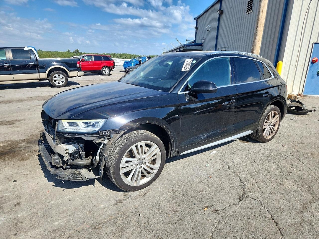منظر 2019 AUDI Q5 PREMIUM PLUS، زاوية 1