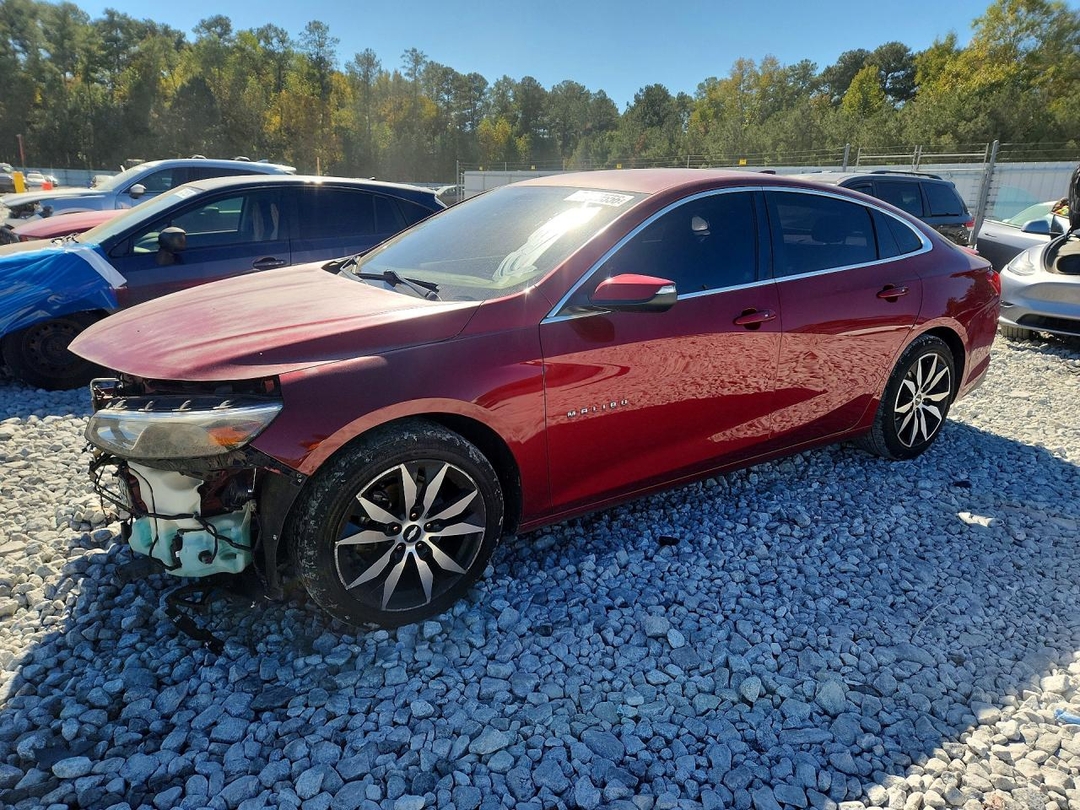 Vue de 2017 CHEVROLET MALIBU LT, angle 1