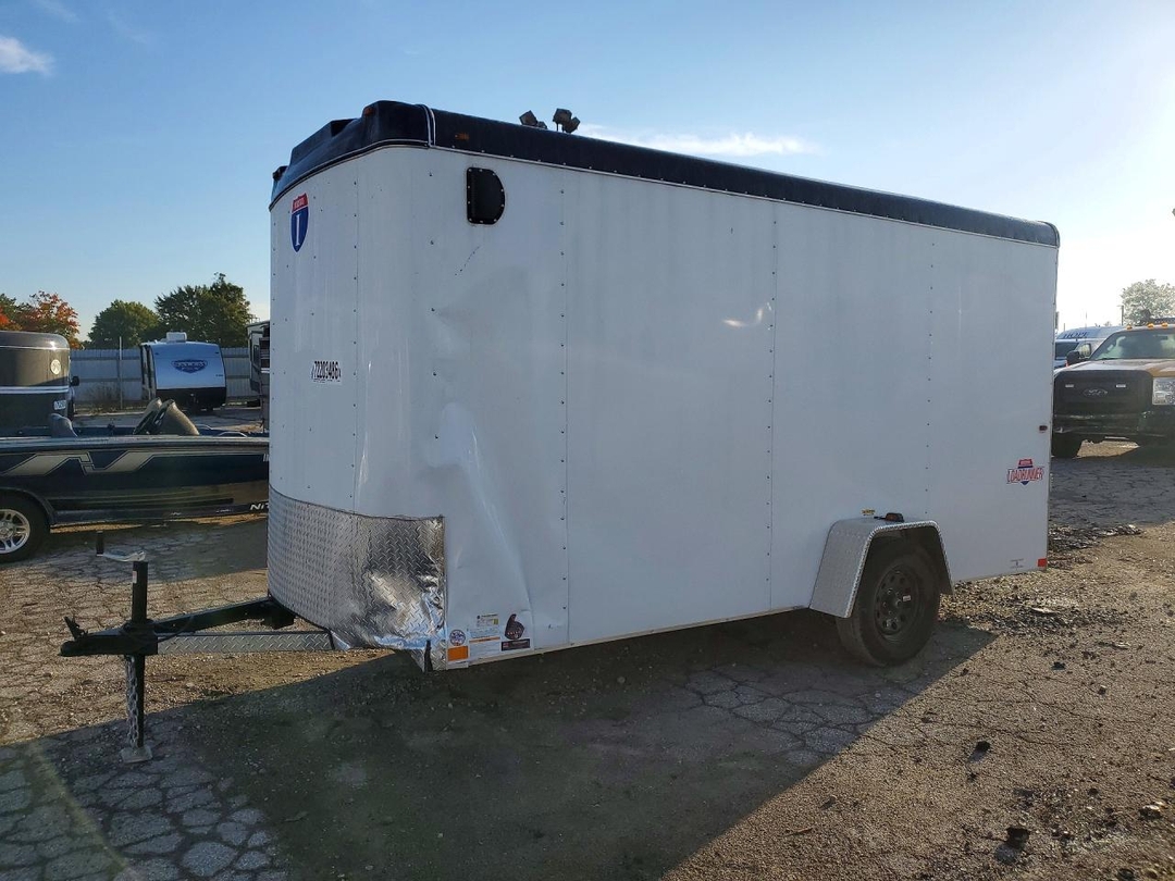 Vue de 2026 INTERSTATE ILRD614SAFS ENCLOSED CARGO TRAILER, angle 1