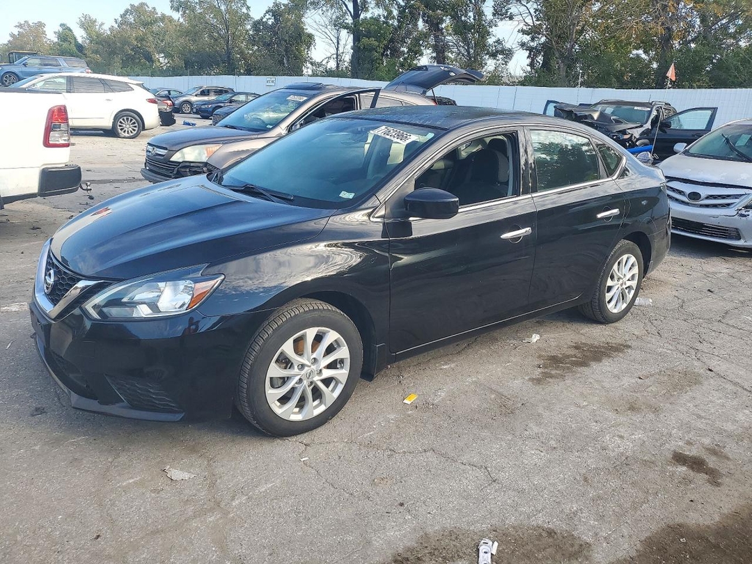منظر 2018 NISSAN SENTRA SV، زاوية 1