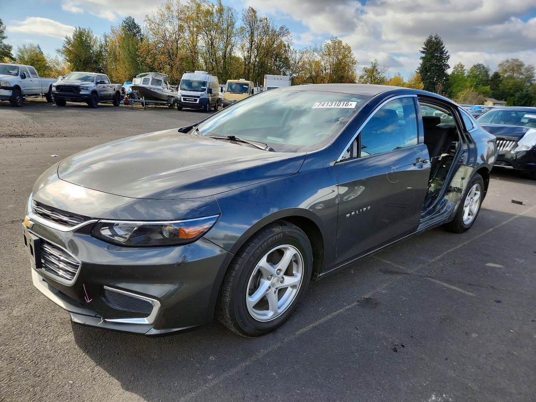 Vedere 2017 CHEVROLET MALIBU LS, unghi 1