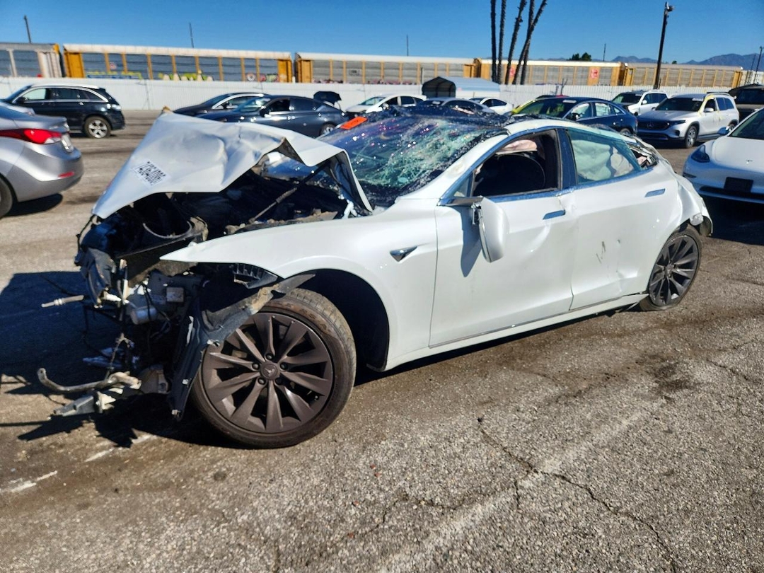 منظر 2020 TESLA MODEL S، زاوية 1