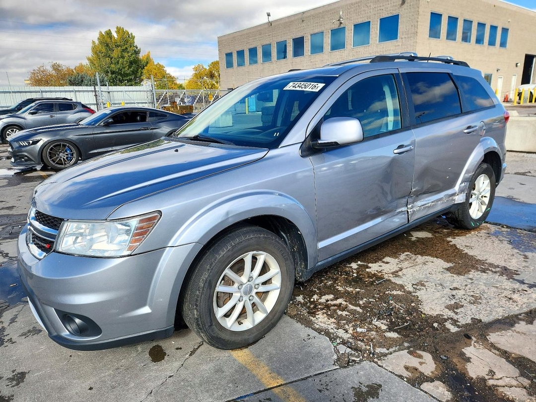 Vue de 2016 DODGE JOURNEY SXT, angle 1