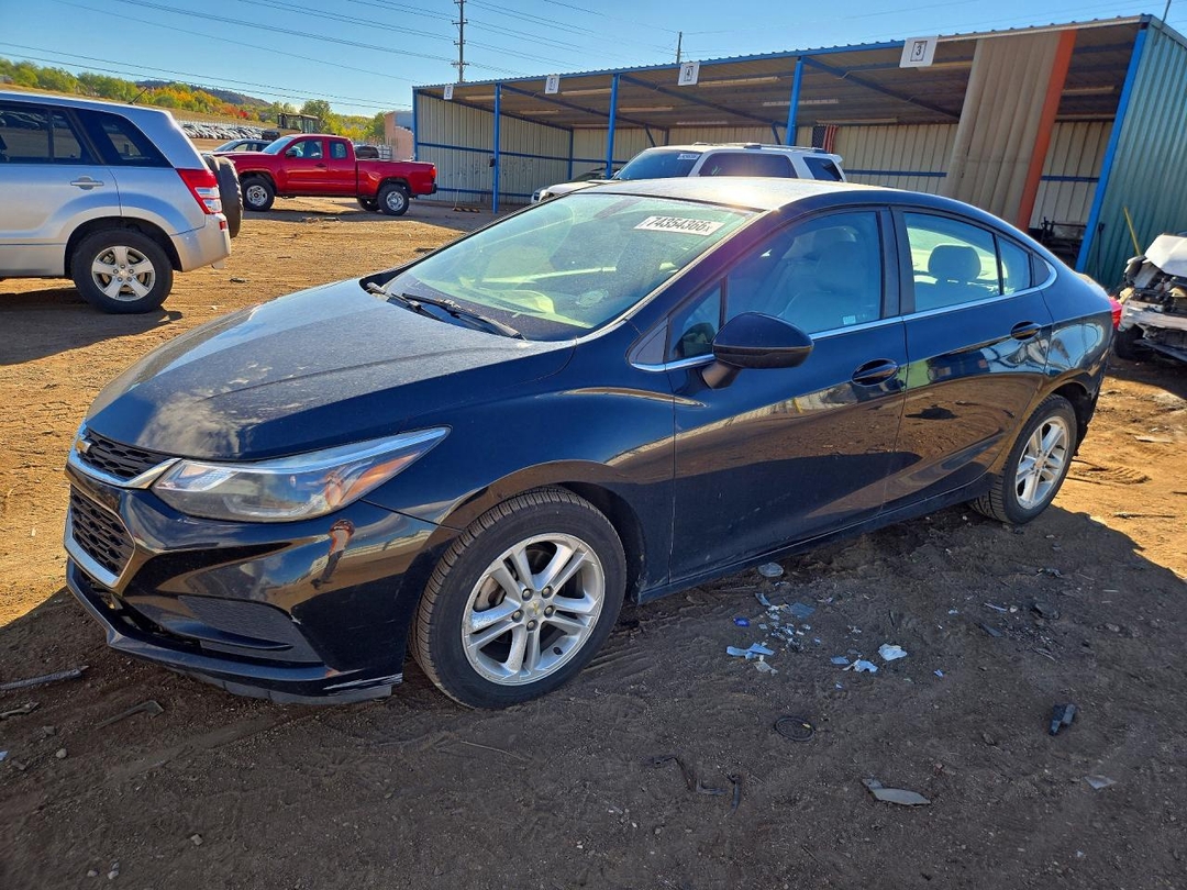 Vista de 2016 CHEVROLET CRUZE LT, ángulo 1