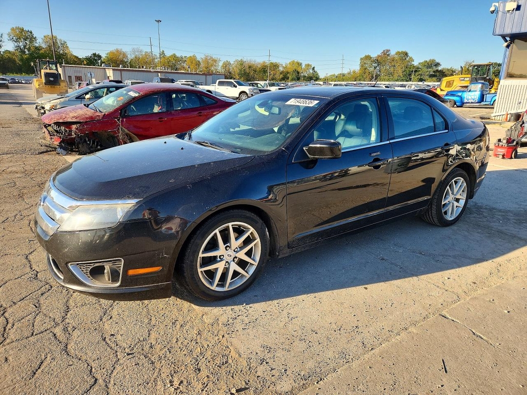 Vue de 2012 FORD FUSION SEL, angle 1