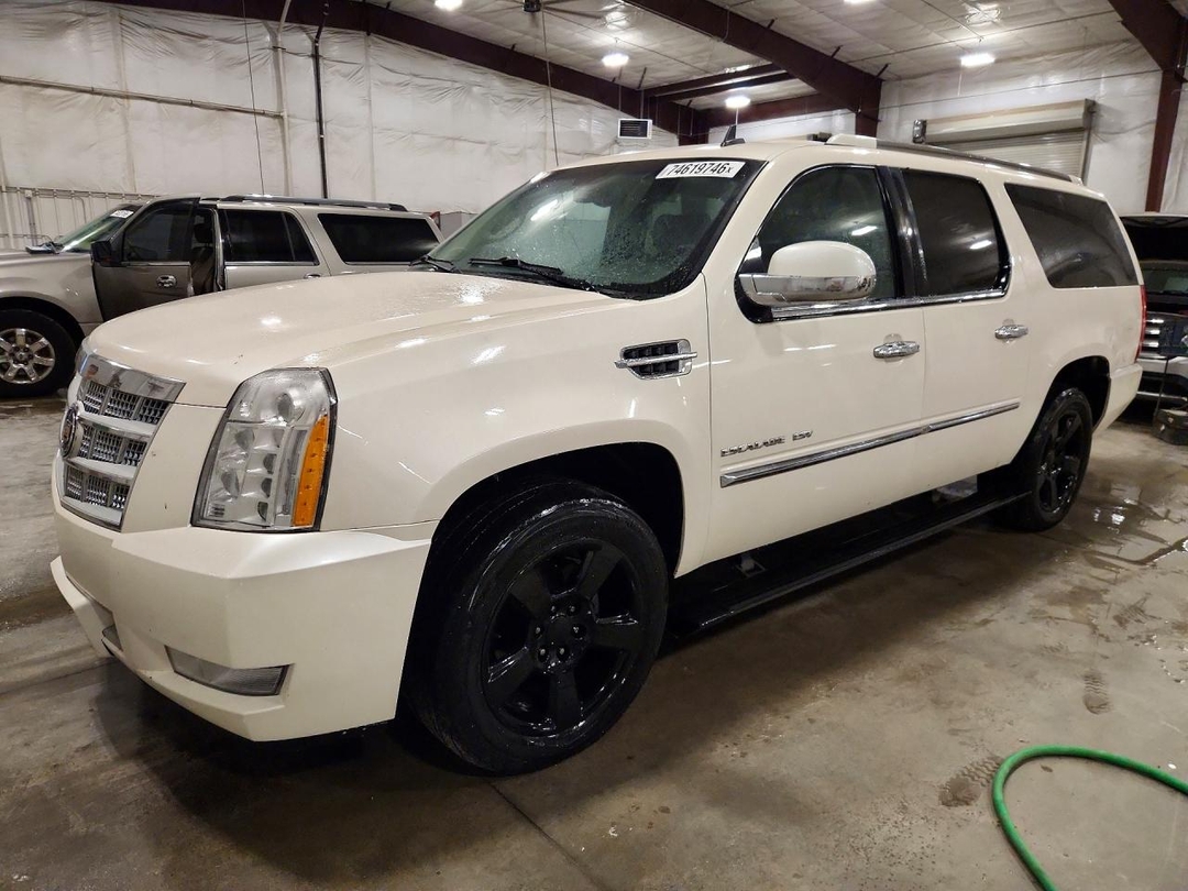 منظر 2012 CADILLAC ESCALADE ESV PLATINUM، زاوية 1