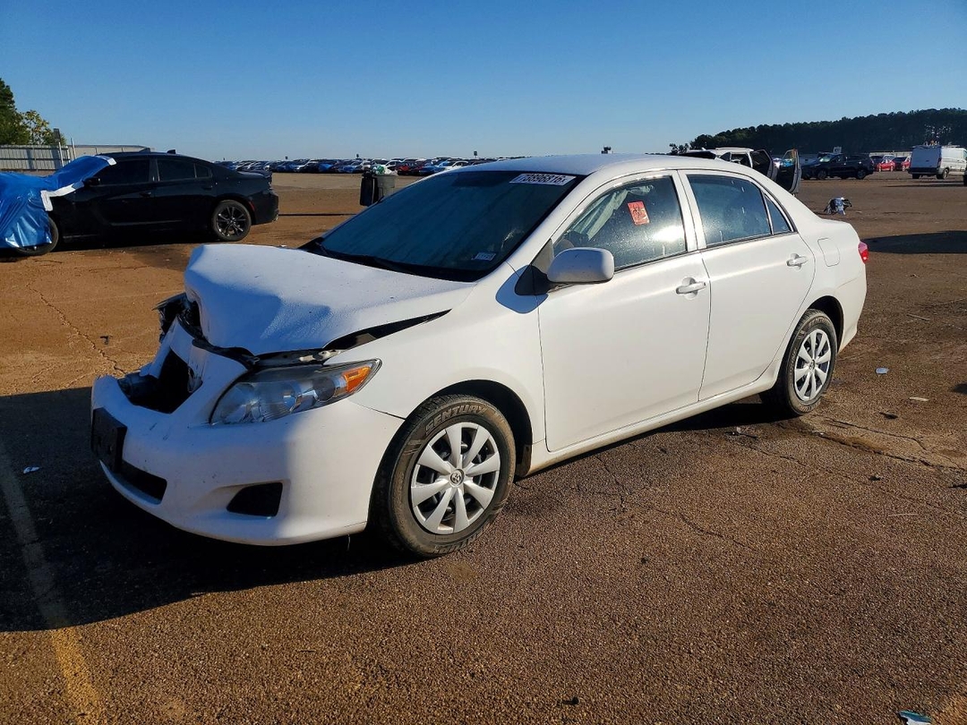 Vista de 2010 TOYOTA COROLLA LE, ángulo 1