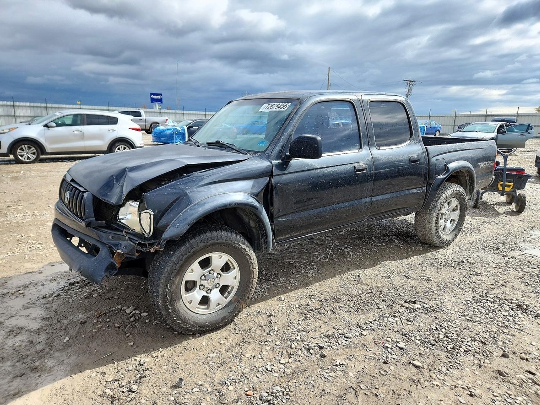 Vue de 2002 TOYOTA TACOMA DOUBLE CAB PRERUNNER, angle 1