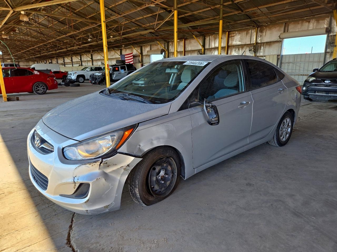 Vista de 2014 HYUNDAI ACCENT GLS, ángulo 1