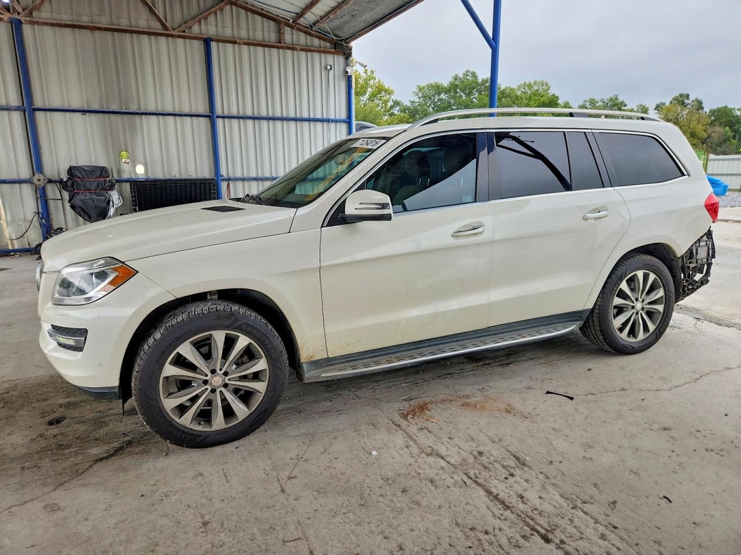 منظر 2015 MERCEDES-BENZ GL 450 4MATIC، زاوية 1