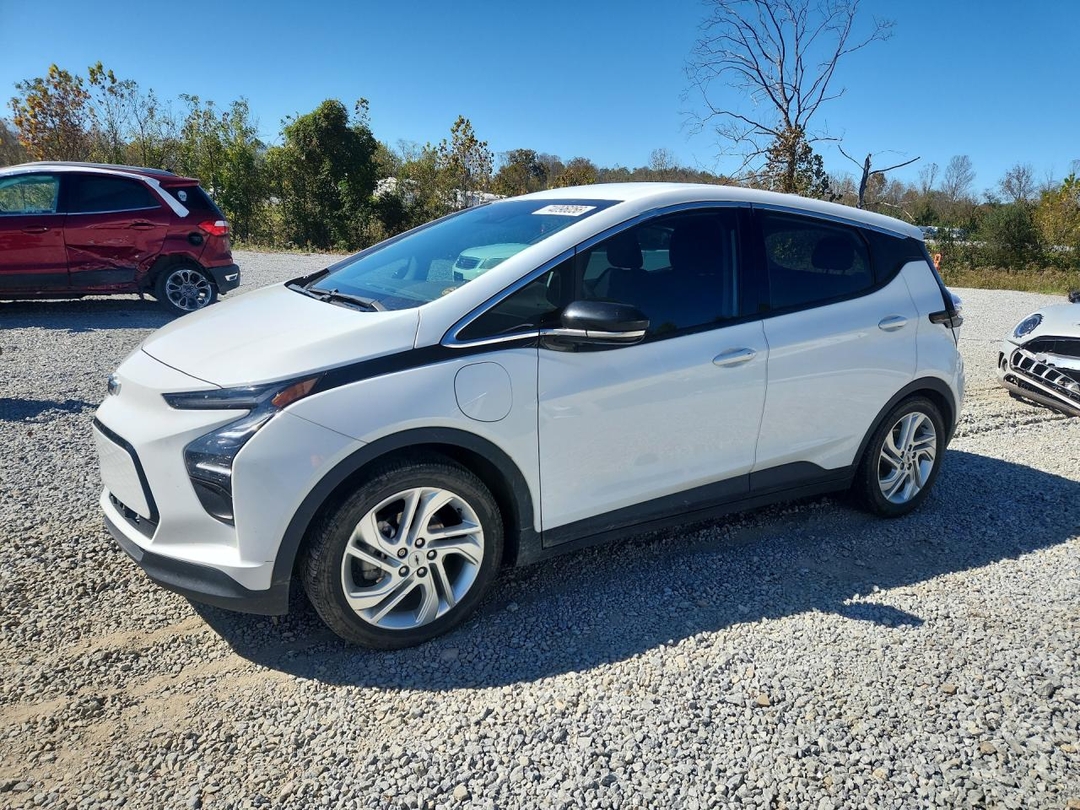 Вид 2022 CHEVROLET BOLT EV 1LT, угол 1