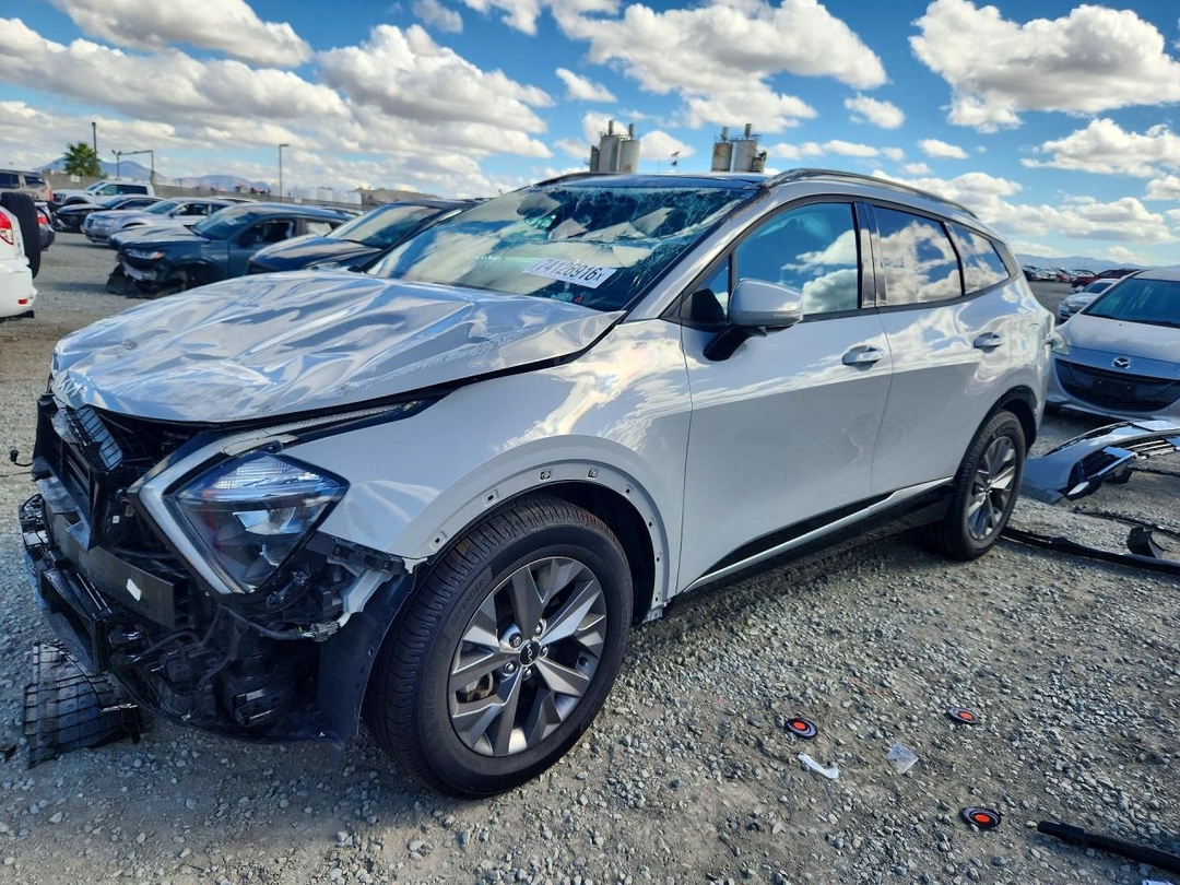 Vue de 2023 KIA SPORTAGE SX, angle 1
