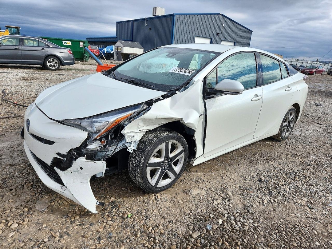 منظر 2017 TOYOTA PRIUS FOUR TOURING، زاوية 1