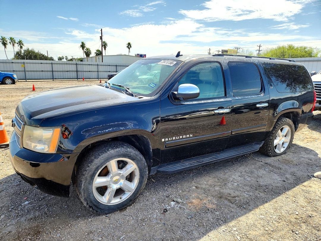 منظر 2007 CHEVROLET SUBURBAN C1500، زاوية 1