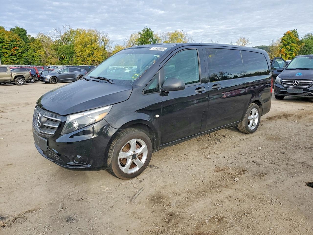 منظر 2018 MERCEDES-BENZ METRIS، زاوية 1