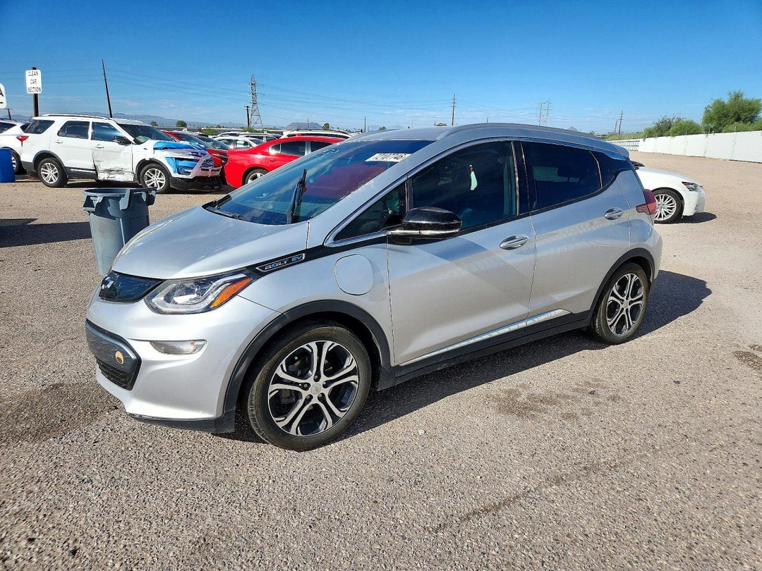Vista de 2017 CHEVROLET BOLT EV PREMIER, ángulo 1