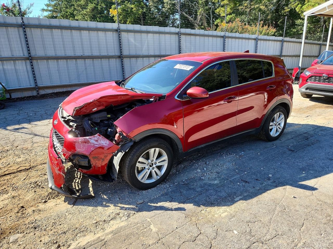 منظر 2018 KIA SPORTAGE LX، زاوية 1