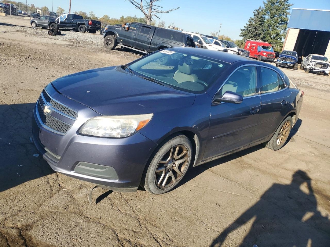 منظر 2013 CHEVROLET MALIBU 1LT، زاوية 1