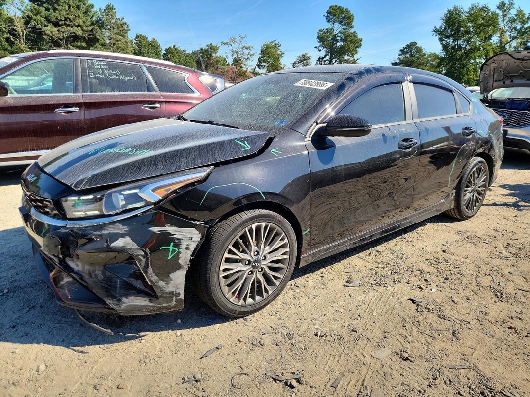 Vedere 2023 KIA FORTE GT LINE, unghi 1