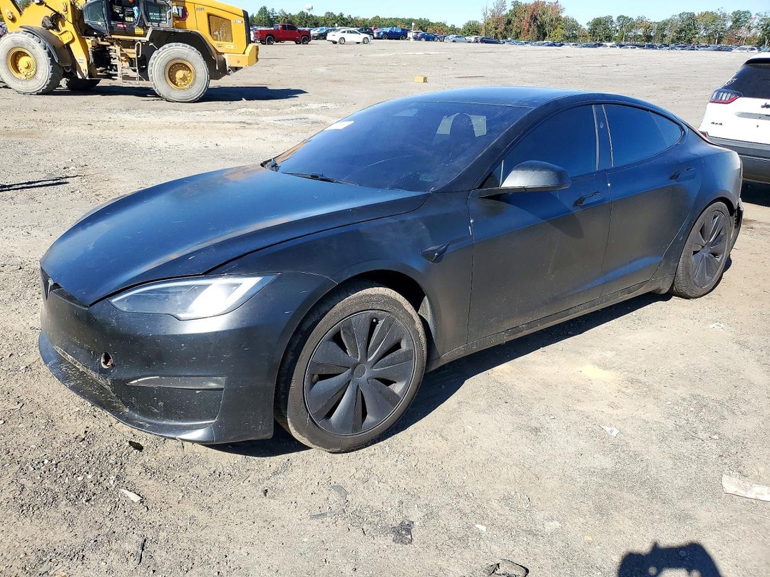 Вид 2023 TESLA MODEL S, угол 1