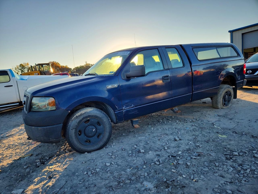 Vue de 2007 FORD F150, angle 1