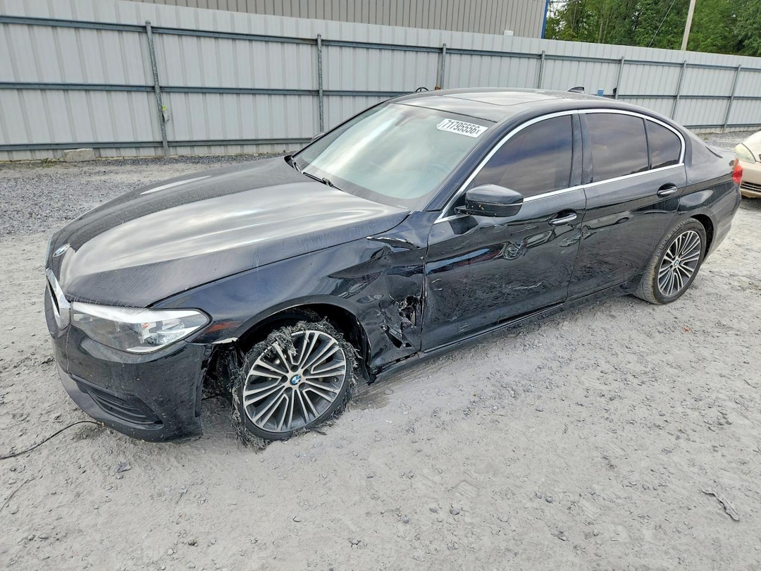 Vue de 2018 BMW 530 I, angle 1