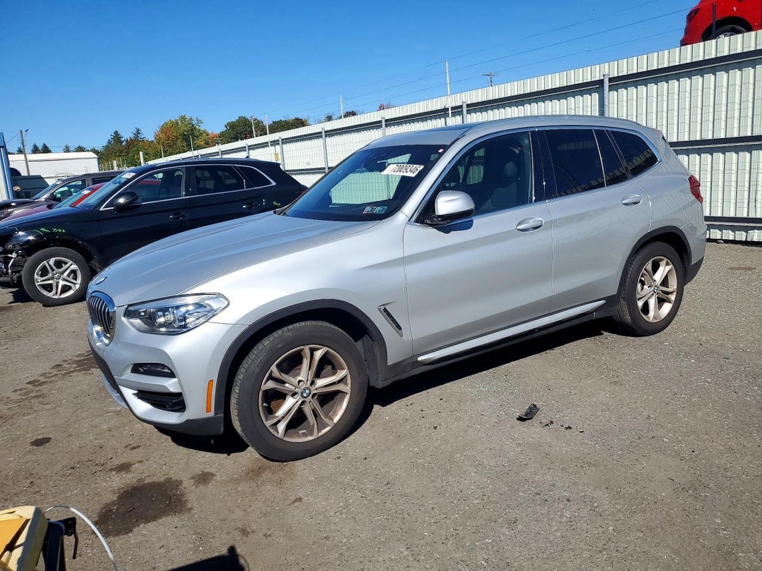 Vue de 2021 BMW X3 XDRIVE30I, angle 1