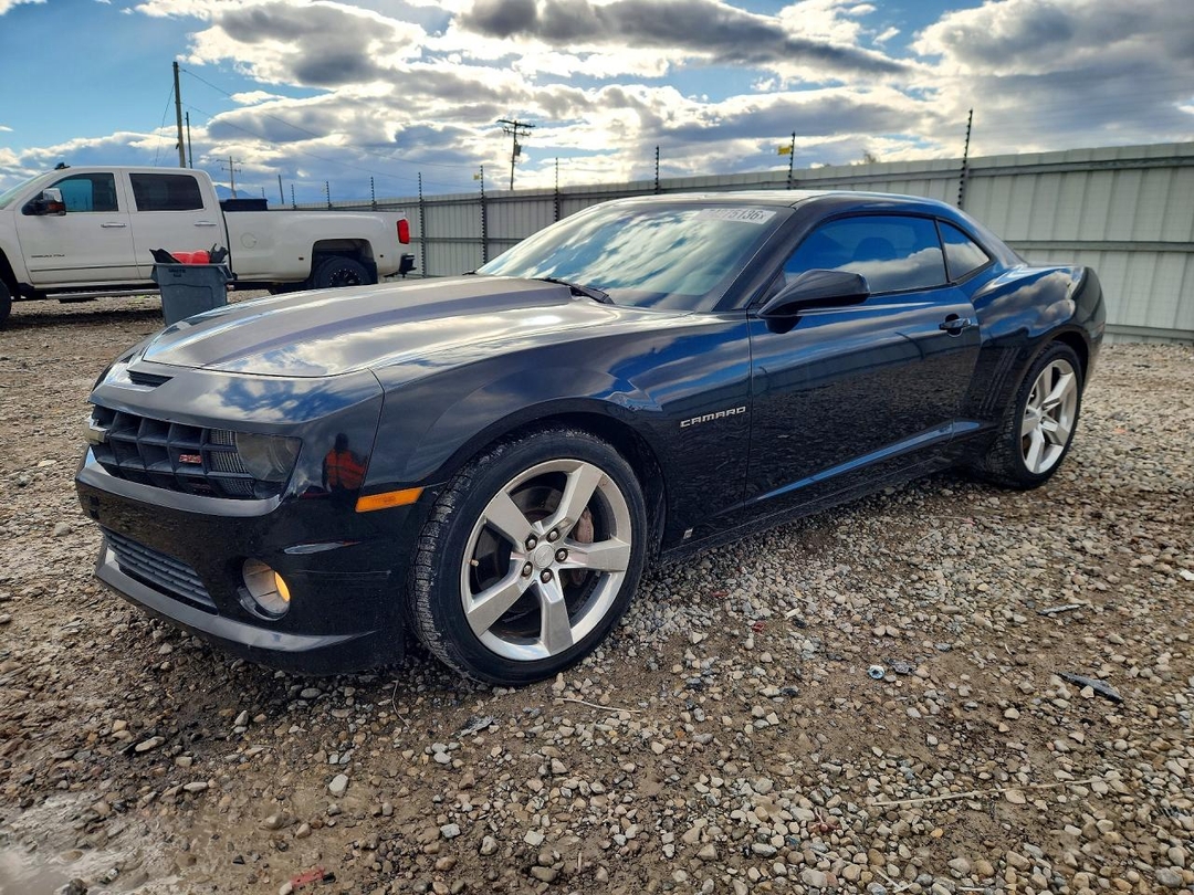 Vue de 2010 CHEVROLET CAMARO SS, angle 1