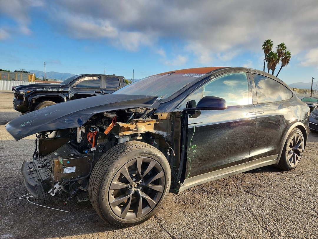 Vista de 2022 TESLA MODEL X, ángulo 1