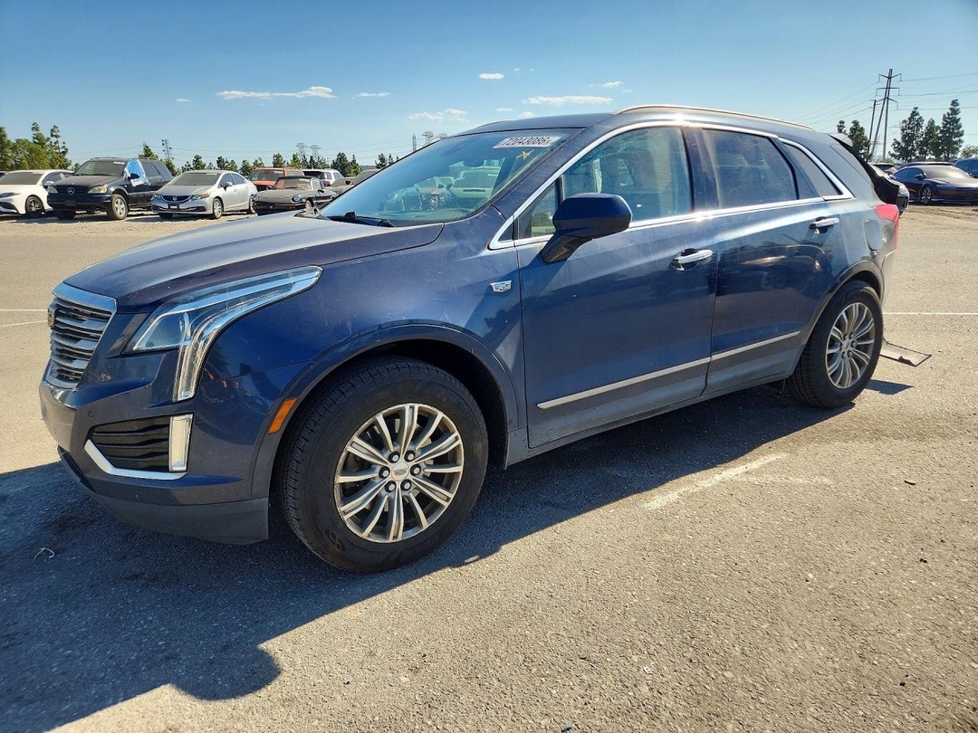 منظر 2019 CADILLAC XT5 LUXURY، زاوية 1