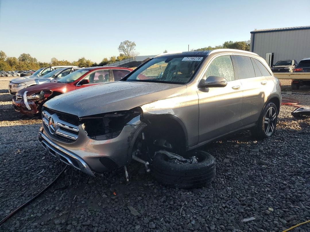 منظر 2020 MERCEDES-BENZ GLC 300، زاوية 1