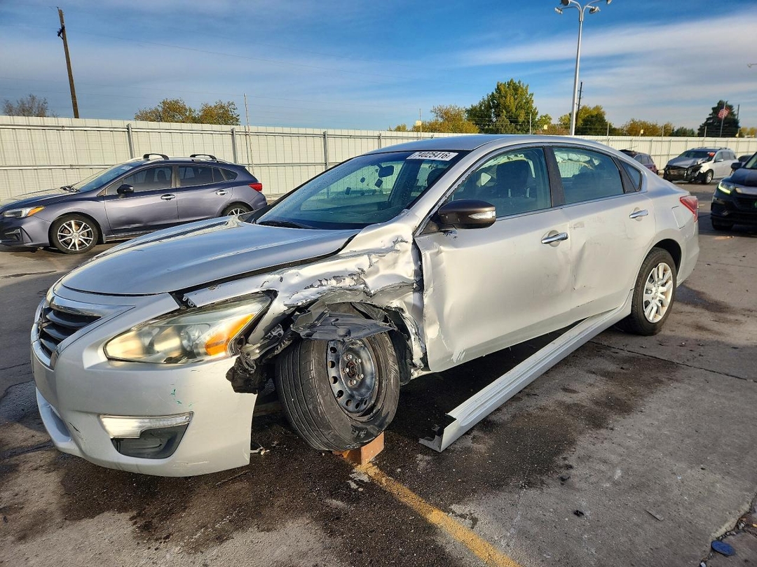 Вид 2013 NISSAN ALTIMA 2.5, угол 1