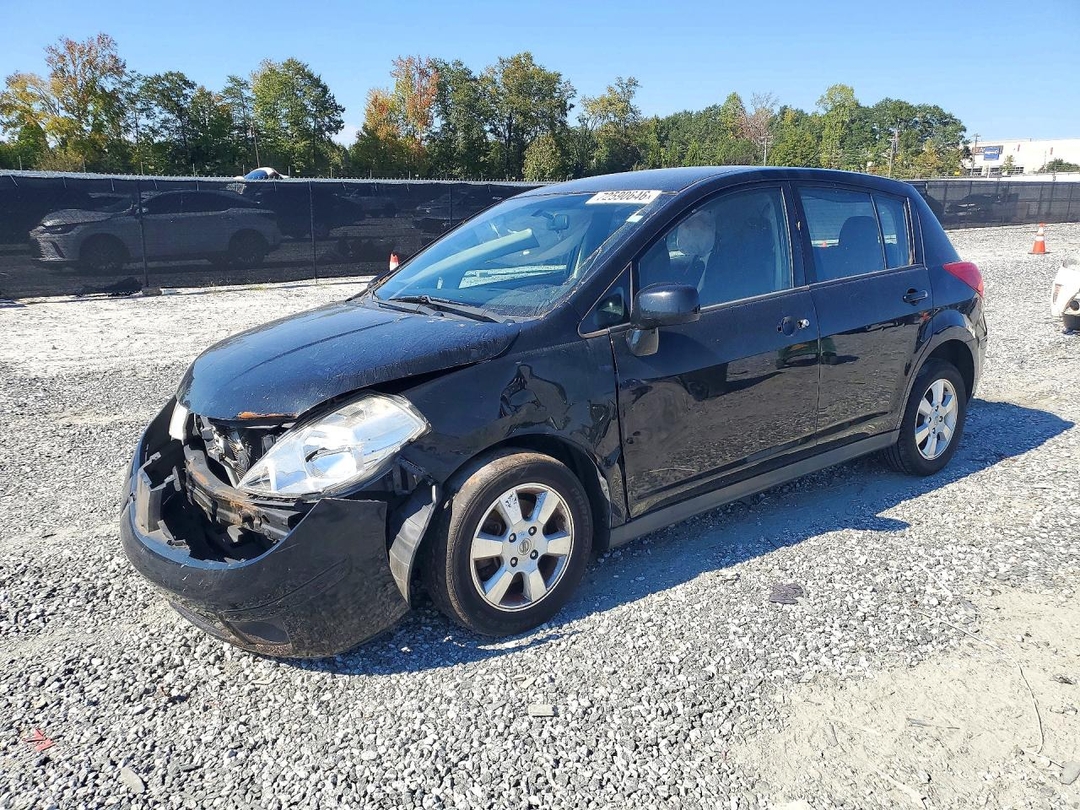 منظر 2012 NISSAN VERSA 1.8 S، زاوية 1