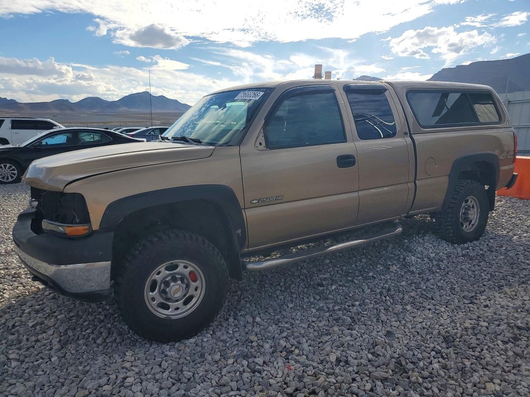 منظر 2001 CHEVROLET SILVERADO K2500 HEAVY DUTY، زاوية 1