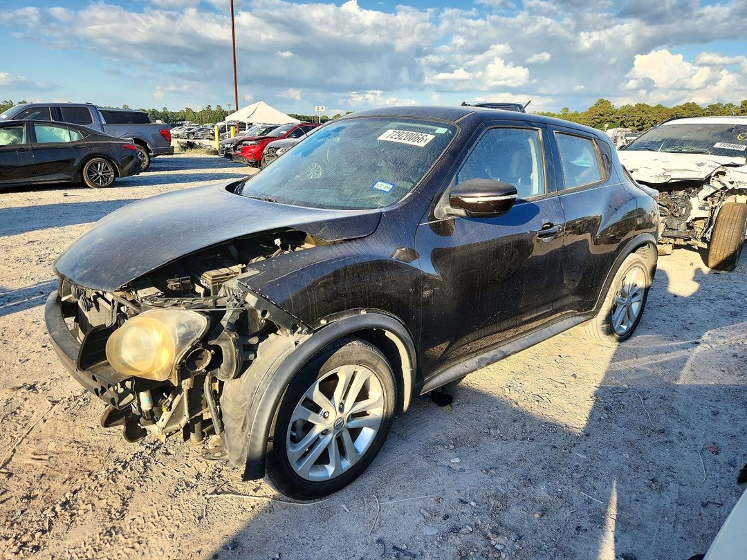 Вид 2015 NISSAN JUKE S, угол 1