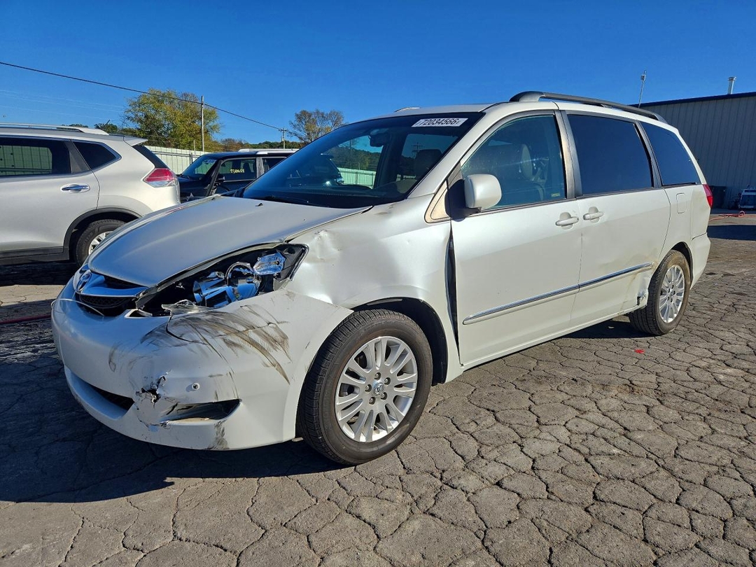 Vue de 2010 TOYOTA SIENNA XLE LIMITED, angle 1