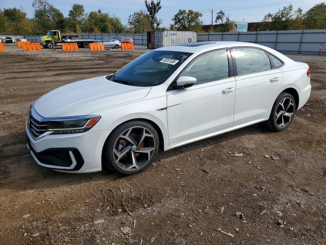 Vista de 2021 VOLKSWAGEN PASSAT R-LINE, ángulo 1