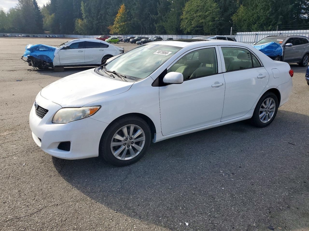 منظر 2010 TOYOTA COROLLA LE، زاوية 1