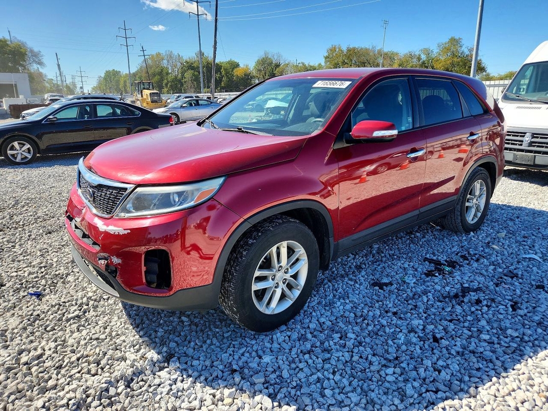 Вид 2015 KIA SORENTO LX, угол 1