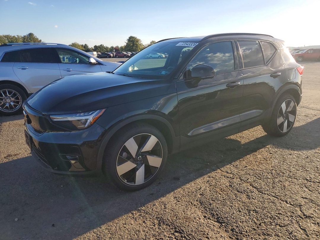 Vista de 2024 VOLVO XC40 RECHARGE ULTIMATE, ángulo 1