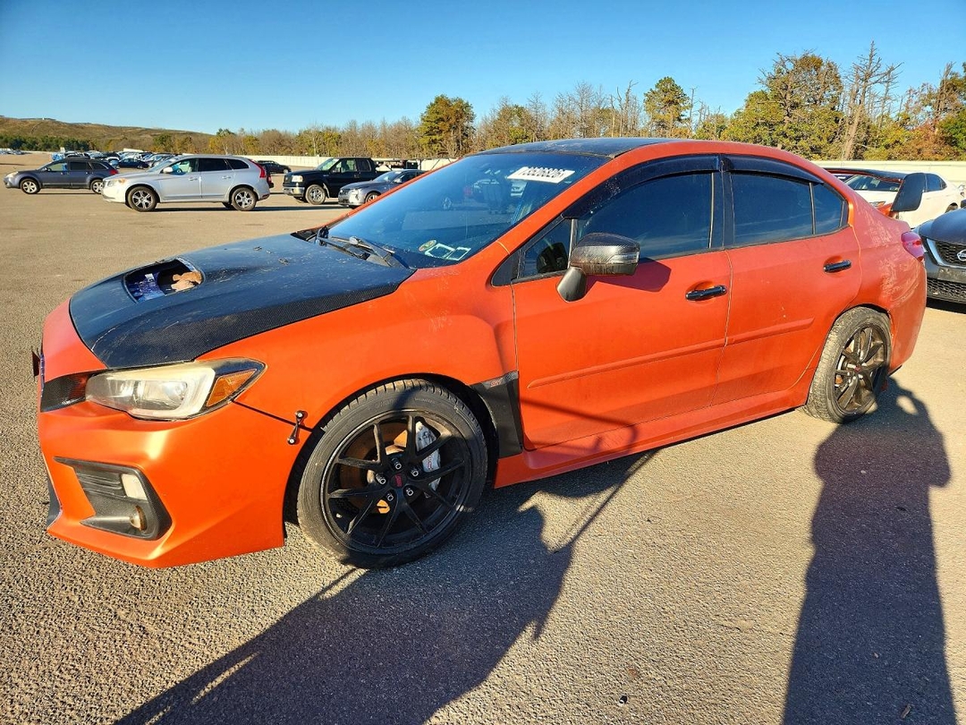 Vue de 2015 SUBARU WRX STI LAUNCH EDITION, angle 1