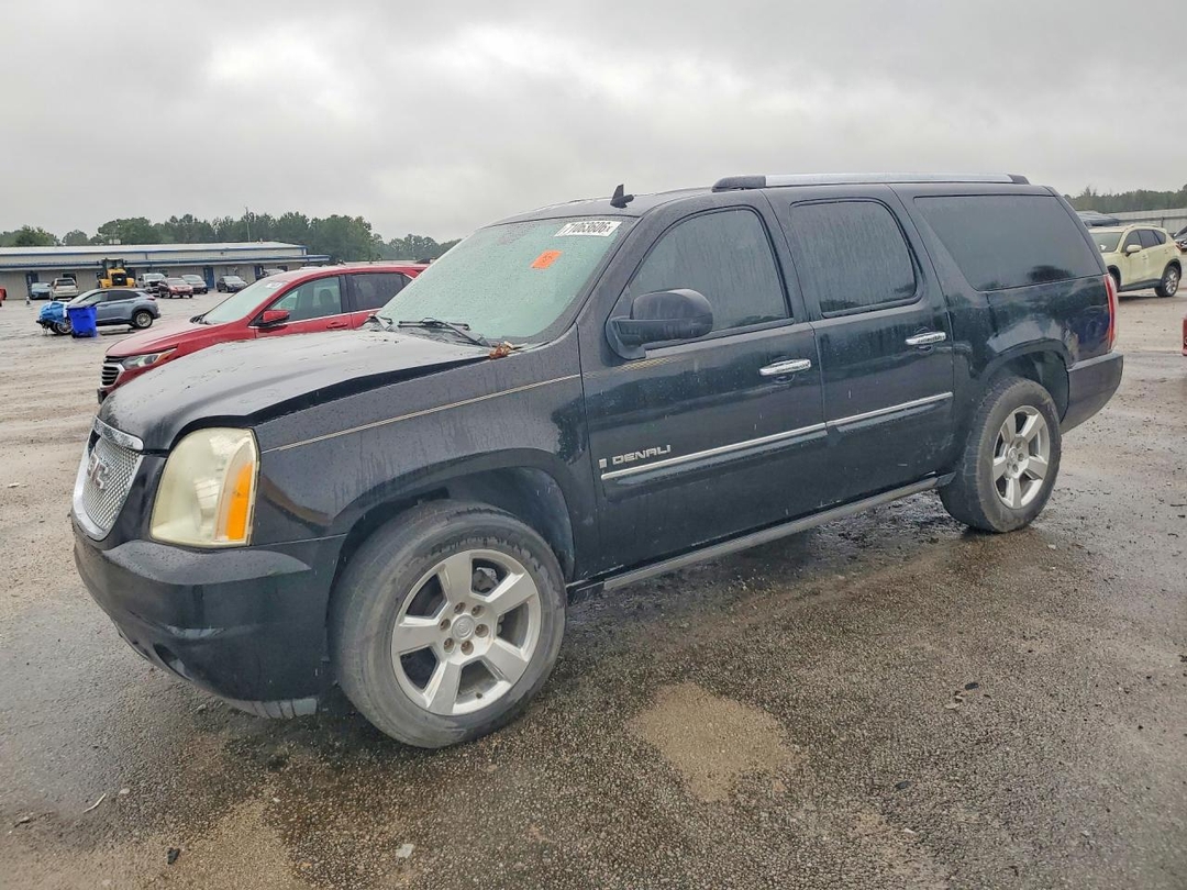 2007 GMC YUKON XL DENALI view, angle 1