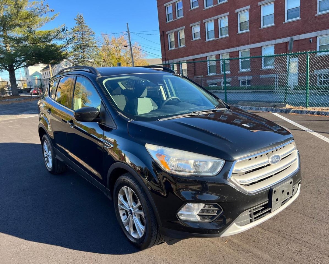 2018 FORD ESCAPE SE view, angle 1
