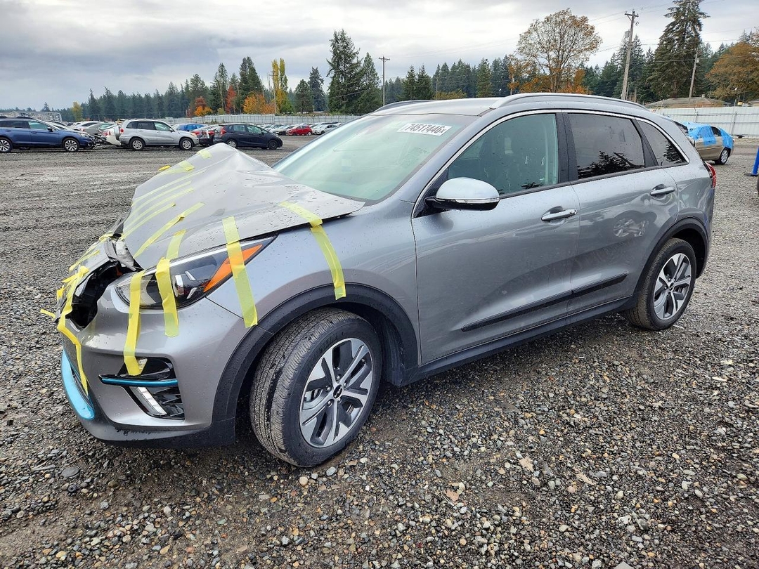 Vue de 2022 KIA NIRO EV S, angle 1