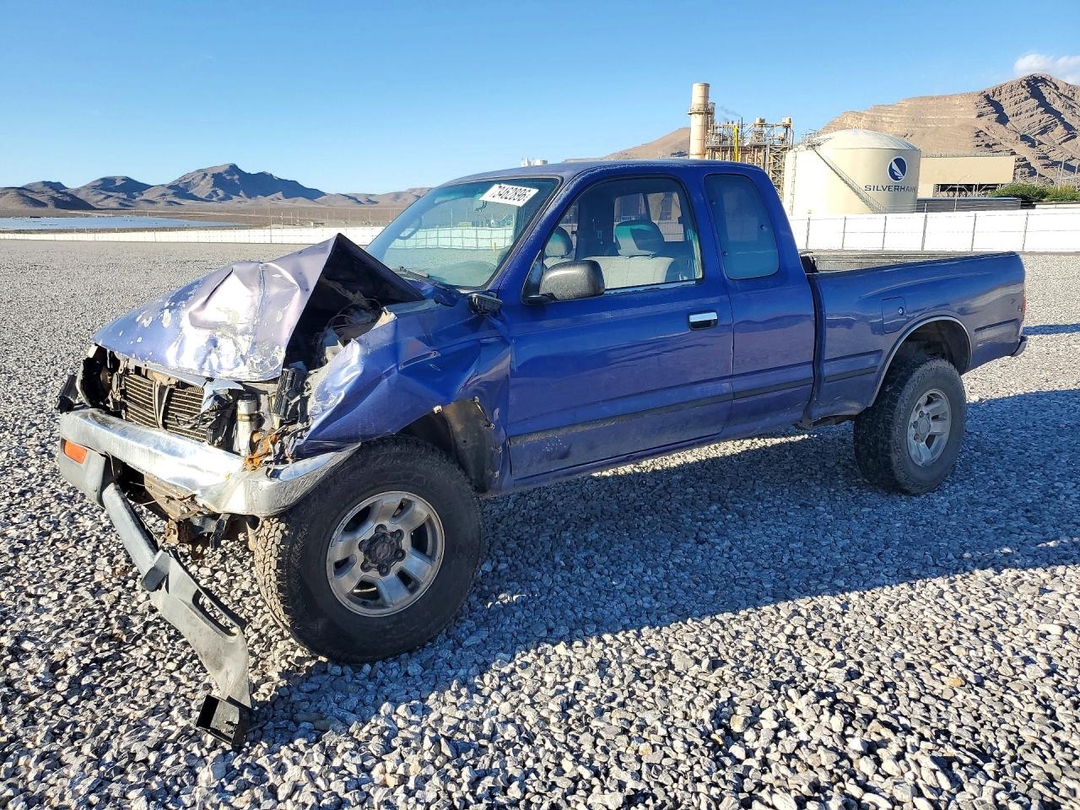 Vue de 1995 TOYOTA TACOMA V6, angle 1