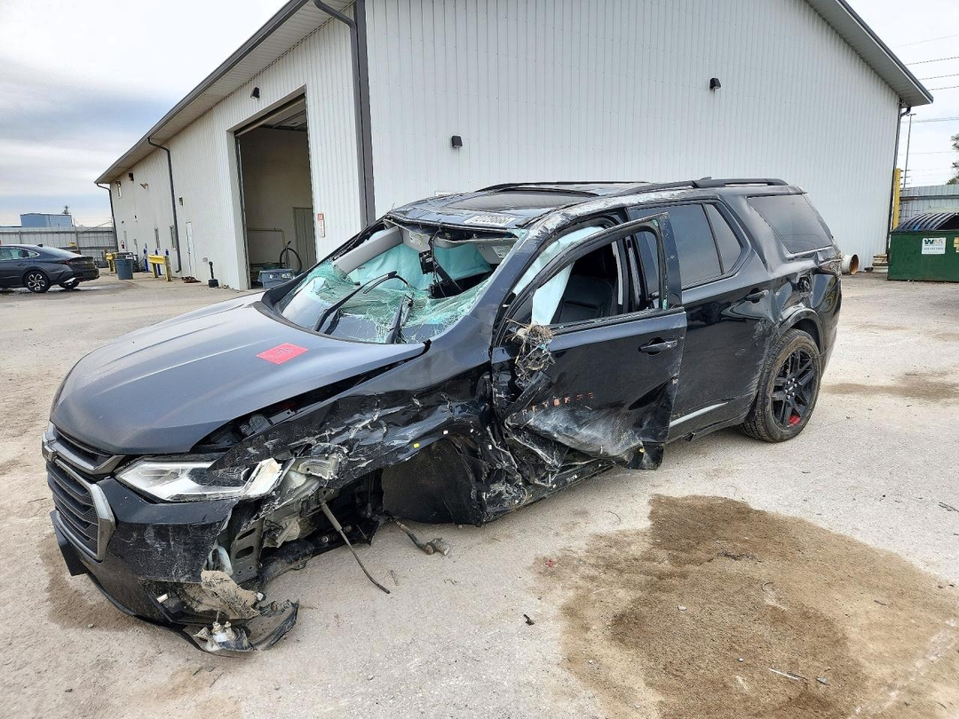 Vista de 2020 CHEVROLET TRAVERSE PREMIER, ángulo 1
